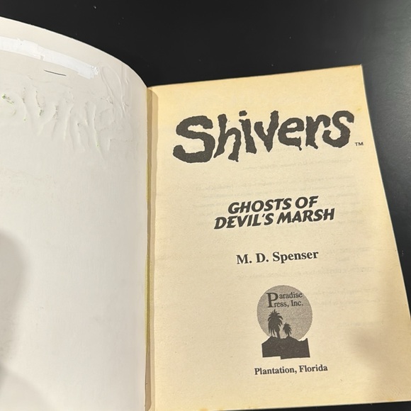 Shivers #24: The Ghosts of Devil’s Marsh by M.D. Spenser - Vintage Novel - Picture 3 of 9